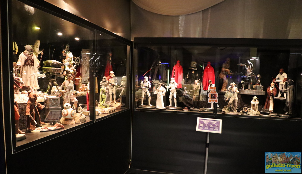Ein grober Blick auf eines der großen Regale mit vielen verschiedenen Star-Wars-Figuren.
