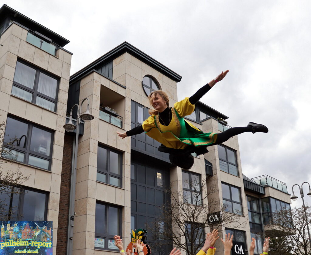 Akrobatische Tanzeinlage der Stadtgarde