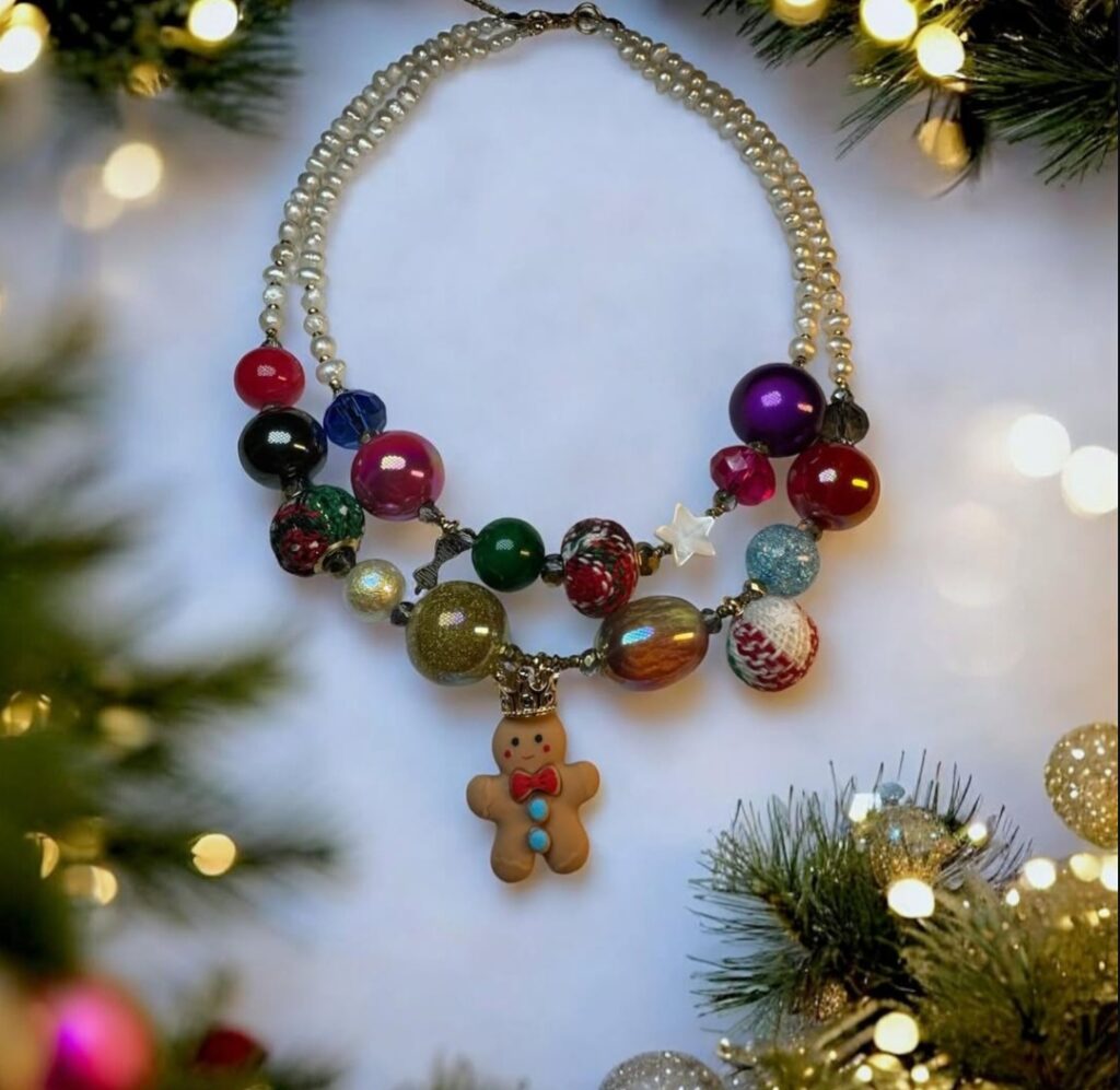 Auch zur Weihnachtszeit gibt es schönen Schmuck im Onlineshop (Foto: Instagram-Account "bellatricia_refined" - mit freundlicher Genehmigung)
