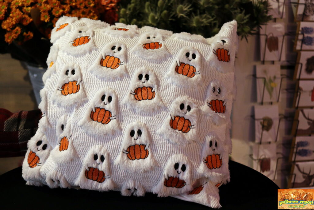 Schaurig-schöner Kissenbezug