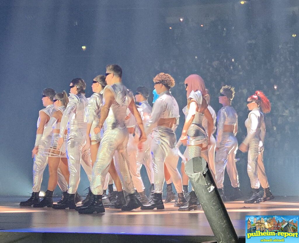 Gruppentanz "Into the Future"